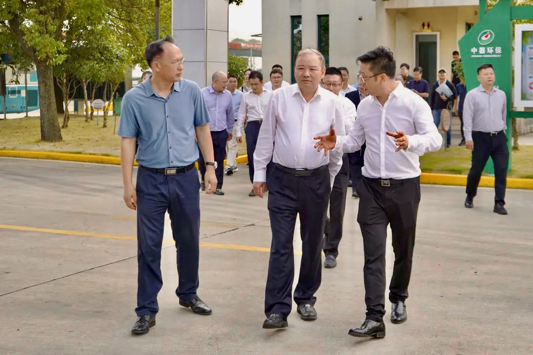 1695805664319492.jpg 3.jpg