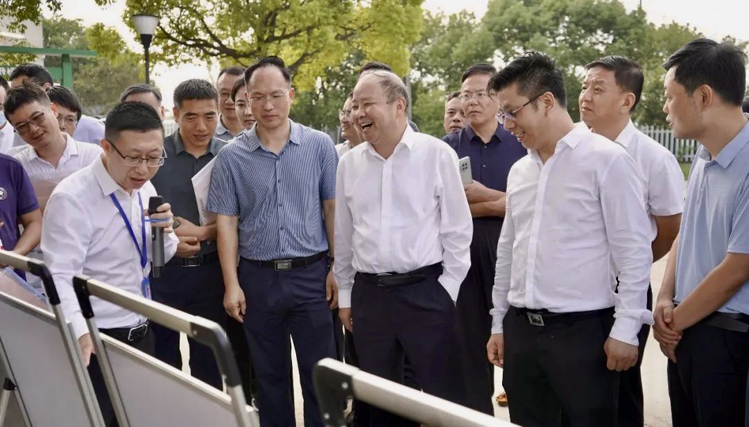 1695805696105892.jpg 2.jpg