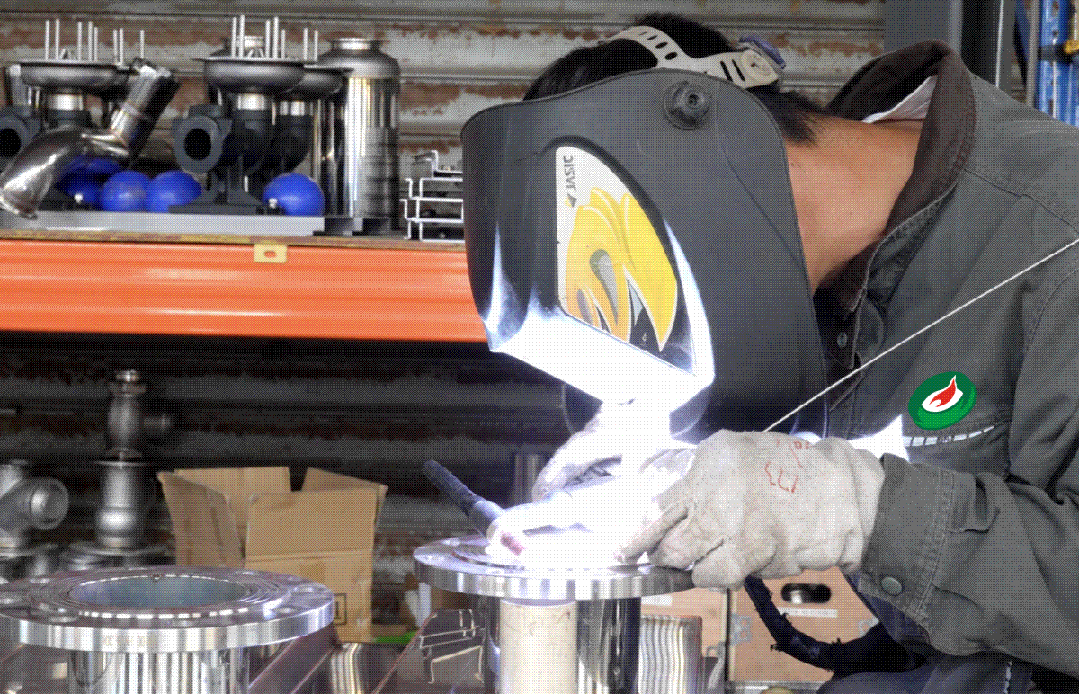 1747019843904914.gif 4.gif